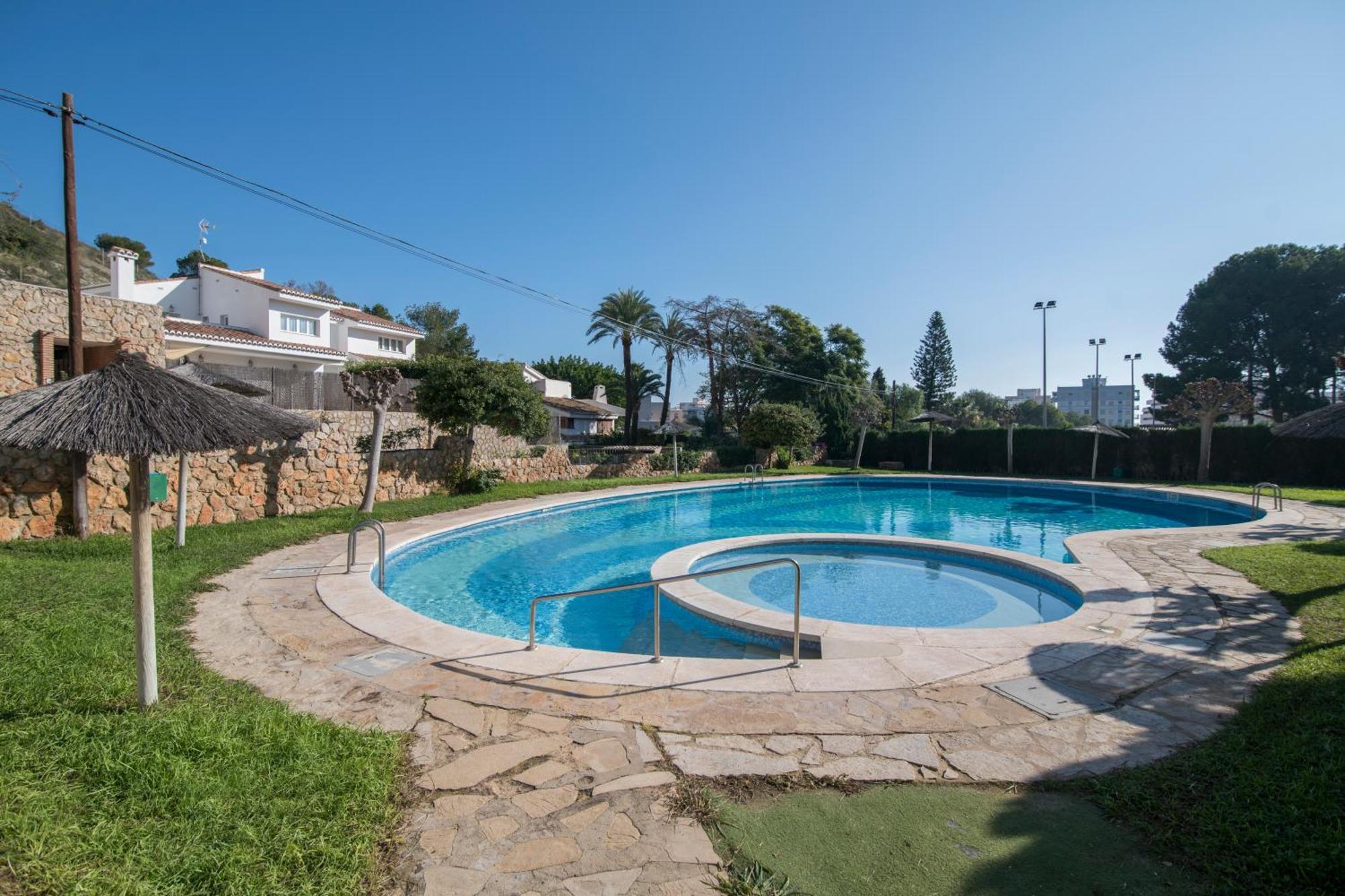 Piscina Urbanizacion De Lujo Cerca Del Mar *